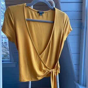 Wild fable tie front top